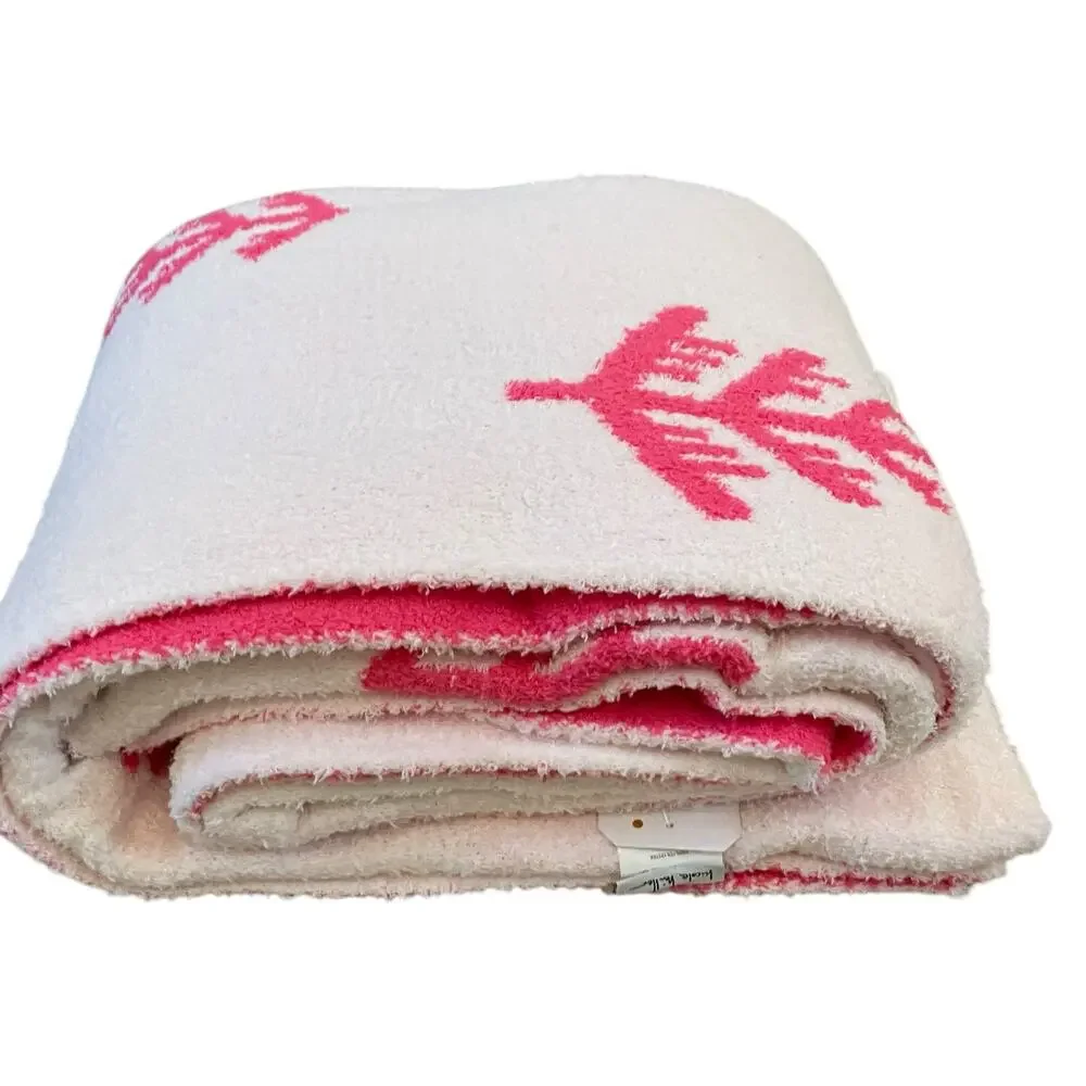 Nicole Miller Reversible Christmas Tree Throw Blanket 50x70 Hot Pink & White New